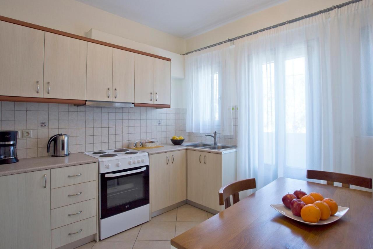 Santorini Med Homes - Sunday Apartment Mesaria Exterior foto