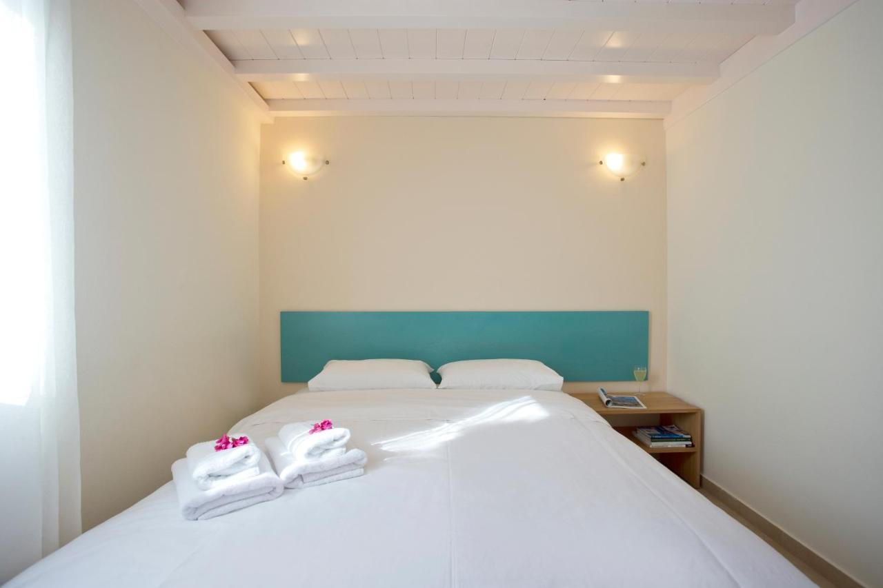 Santorini Med Homes - Sunday Apartment Mesaria Exterior foto