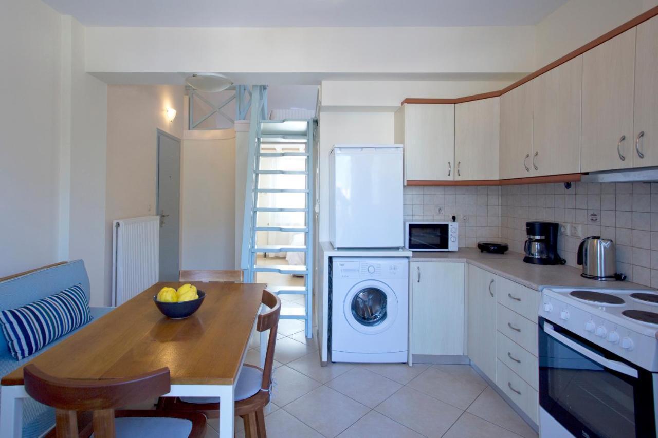 Santorini Med Homes - Sunday Apartment Mesaria Exterior foto